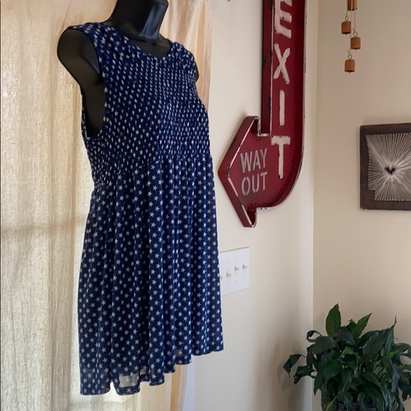 Smocked maternity babydoll top sheer - Picture 1 of 4